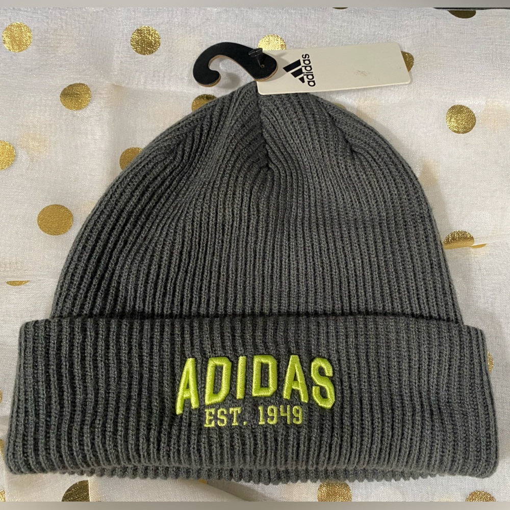 NWT Adidas Foundation 3” Fold Beanie OSFA Men's Gray Lime Logo